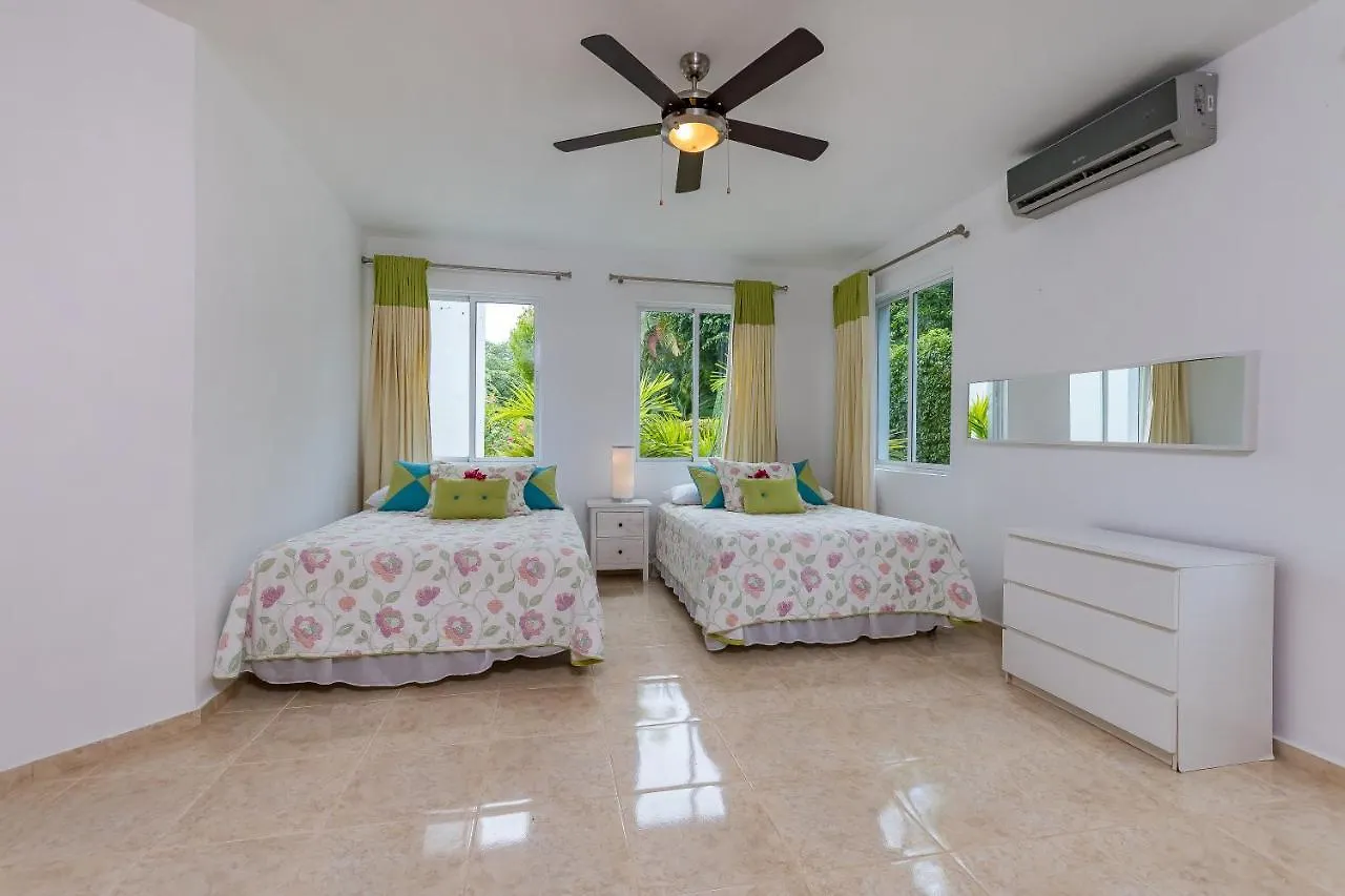 Exclusive Punta Cana Resort And Club Pool Villas